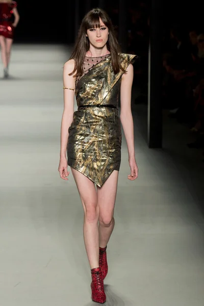 Look 36